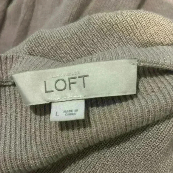 Ann Taylor Loft Ribbed Sweater Bell Sleeves Flared Hem Size L Nude Neutral - Picture 4 of 4